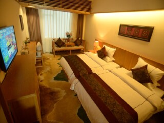 麗江瀘沽湖旅游團(tuán)報(bào)價(jià)2021_麗江瀘沽湖旅游報(bào)團(tuán)價(jià)格_報(bào)團(tuán)去麗江瀘沽湖多少錢(qián)
