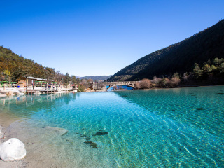 云南香格里拉最佳旅游路線_云南香格里拉游花多少錢_到云南香格里拉旅游報團(tuán)價格