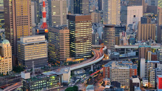 在梅田蓝天大厦俯瞰大阪夜景