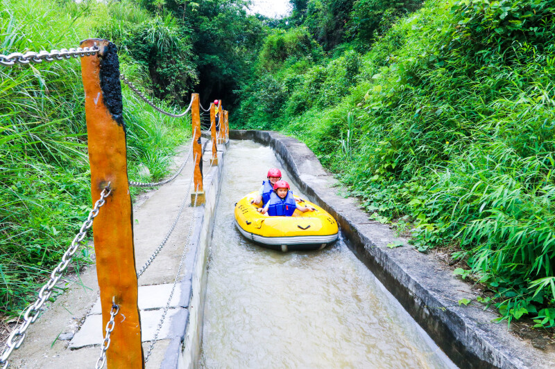 【途牛首发】盛夏消暑,不怕晒skr人的溶洞漂流