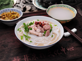 桂林陽(yáng)朔跟團(tuán)游與自由行_桂林陽(yáng)朔旅游多少錢(qián)_桂林陽(yáng)朔旅行團(tuán)旅游報(bào)價(jià)
