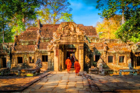 <柬埔寨暹粒+吴哥5或6日游>南京直飞，全程四星泳池酒店，探秘大小吴哥/巴戎寺/姐妹庙，歌舞自助餐，旅游礼包