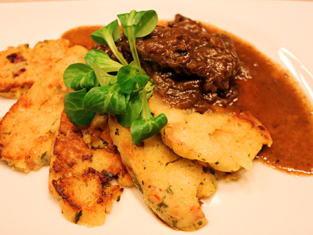 布达佩斯-萨格勒布-普利特维采湖群国家公园-扎