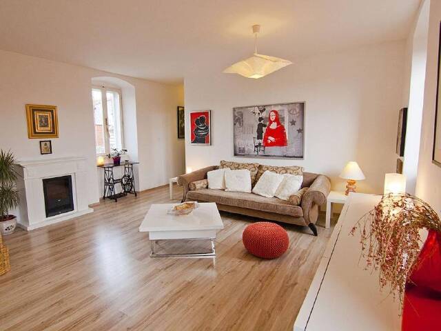 布达佩斯-萨格勒布-普利特维采湖群国家公园-扎