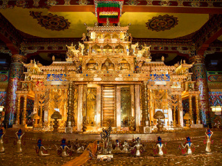 云南香格里拉最佳旅游路線_云南香格里拉游花多少錢_到云南香格里拉旅游報團(tuán)價格