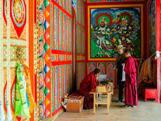 西寧最佳旅游路線_西寧跟團(tuán)還是自由行_去西寧靠譜的旅行團(tuán)