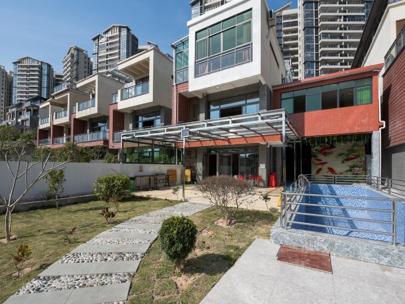 广州度假约吧度假别墅(广州富力泉林荫路46号别墅分店)