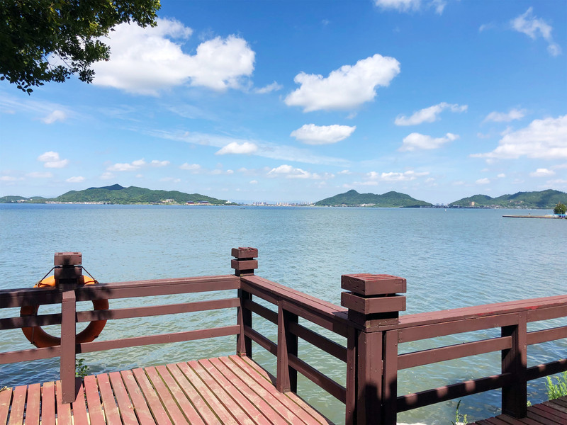 旅行中的丰言锋语多双翅膀仲夏宁波东钱湖畔房车亲子游