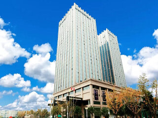 貴州黃果樹瀑布游組團(tuán)_貴州黃果樹瀑布最適合旅游的季節(jié)_2021去貴州黃果樹瀑布跟團(tuán)多少錢