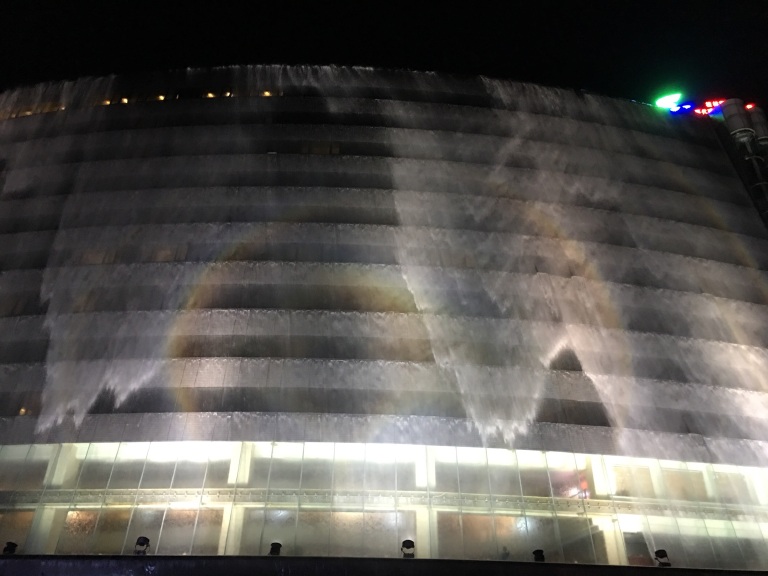 桂林酒店预订 桂林漓江大瀑布饭店          