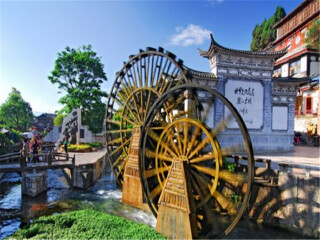 到泸沽湖旅游线路_泸沽湖七日游抱团_泸沽湖旅游花多少钱
