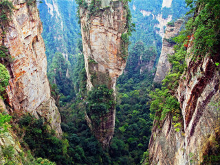 张家界旅游最佳路线_张家界旅游案_张家界旅游几月份最合适