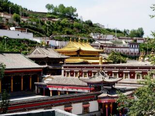到青海旅游多少錢(qián)_青海游跟團(tuán)多少錢(qián)2021_青海旅游一次多少錢(qián)