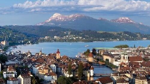 多哈-伦敦-温莎-牛津-布鲁塞尔-阿姆斯特丹-巴黎