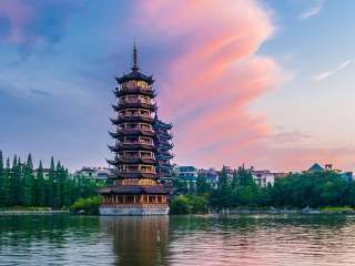 桂林5日旅游團(tuán)_桂林旅游哪家好_桂林十日旅游價(jià)格