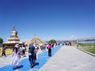 青海旅游邮轮_青海游跟团报价_6月底到青海旅游