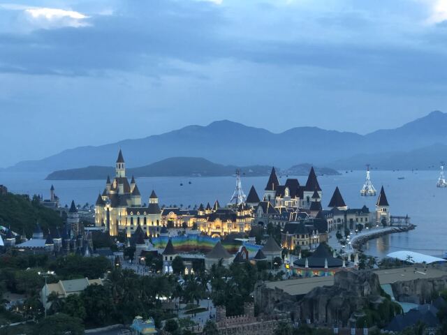 http:\/\/www.tuniu.com\/tour\/210673523