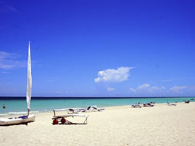 http:\/\/www.tuniu.com\/tour\/210671877