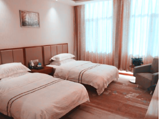 春节假期去额济纳旗胡杨林游价格_去额济纳旗胡杨林旅游十一天要多少钱_额济纳旗胡杨林十一旅游团