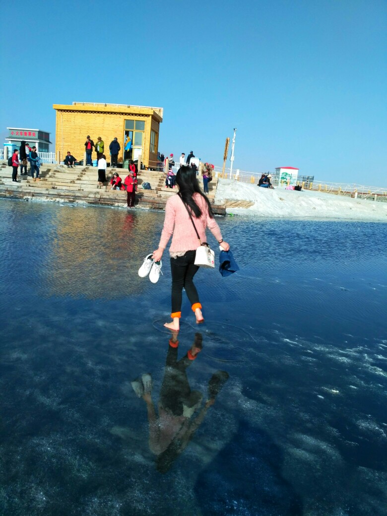 请问西北有什么适合学生毕业旅行的穿越路线,