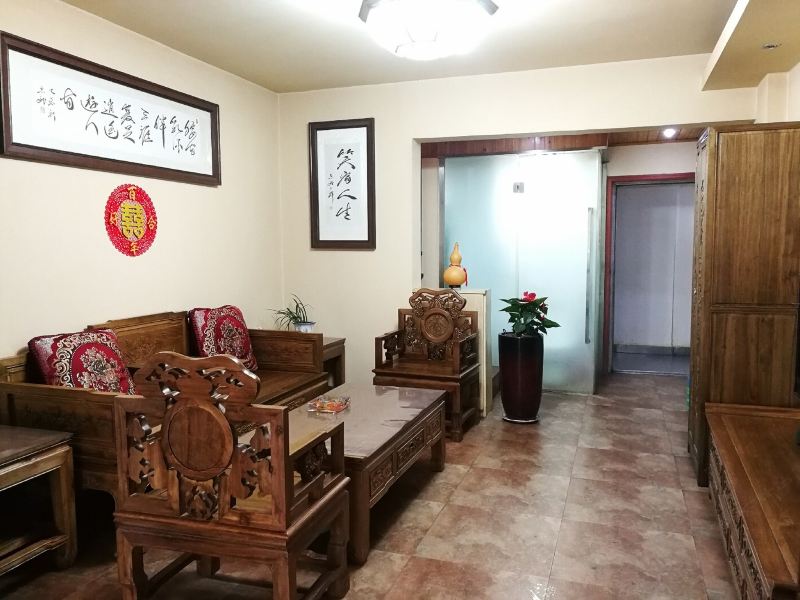 成都中国风家庭公寓