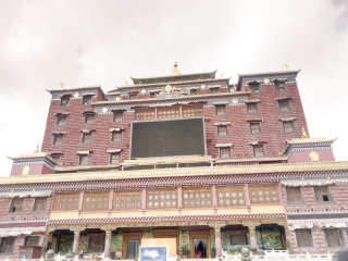 最近香格里拉旅游_去香格里拉旅游的团_9月份香格里拉游价格