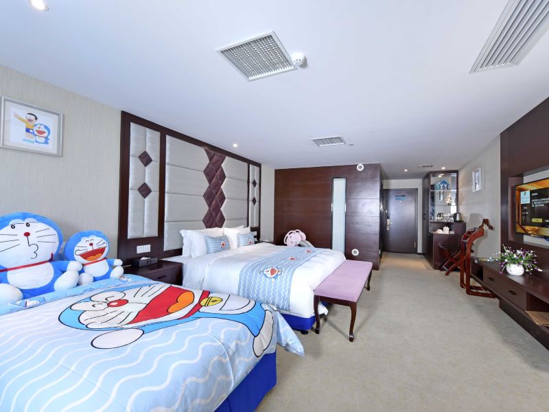 hotelPic