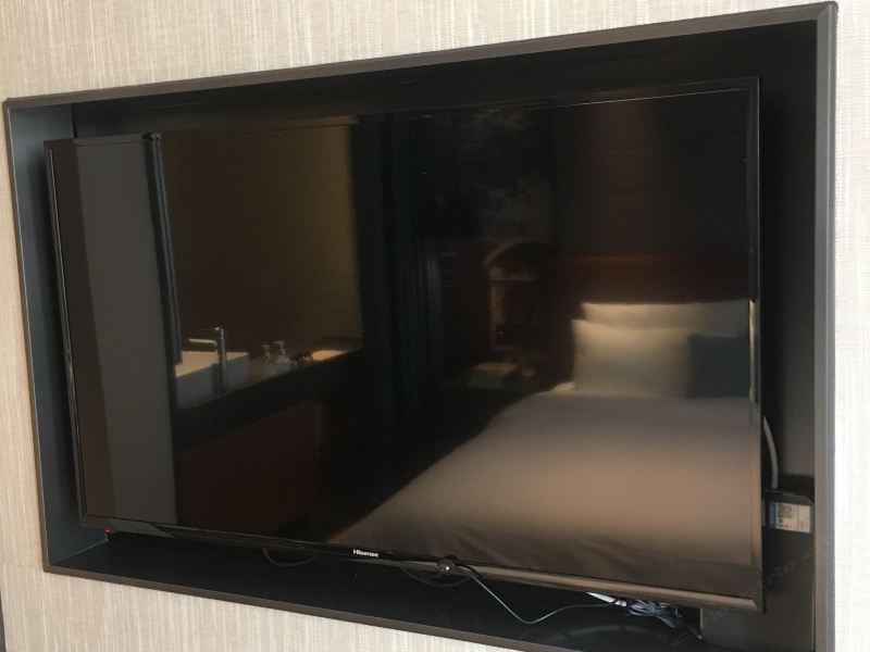 hotelPic