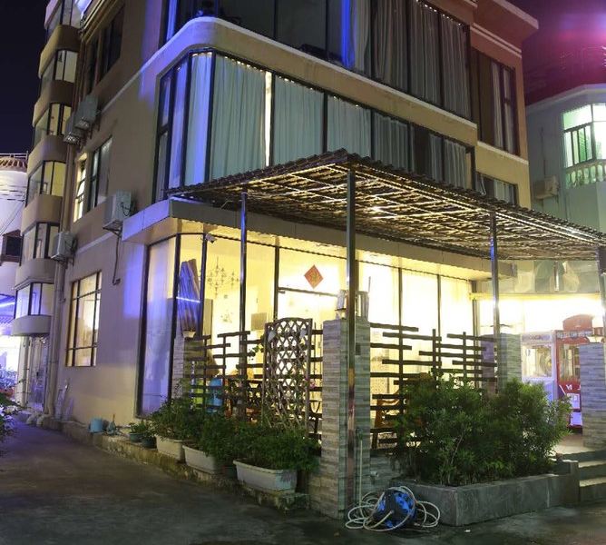 深圳官湖海缘驿站客栈
