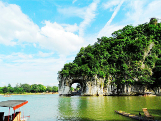 跟团桂林旅游线路_旅行团桂林旅游_到桂林的旅行