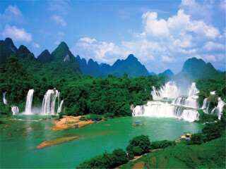 旅游南宁-德天跟团_南宁-德天旅行团旅游_春节跟团南宁-德天旅游