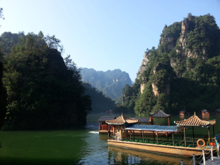 组团去张家界_张家界定制旅游价格_以往国庆张家界游价格