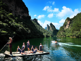 过年去张家界旅游_春节去张家界自由行_深圳到张家界旅游报团