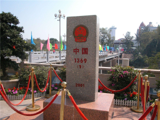 旅游南宁-德天跟团_南宁-德天旅行团旅游_春节跟团南宁-德天旅游