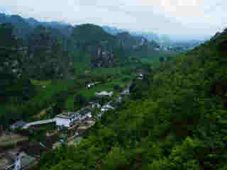 云南旅游價(jià)格多少跟團(tuán)_去云南靠譜的旅行團(tuán)_去云南報(bào)團(tuán)多少錢