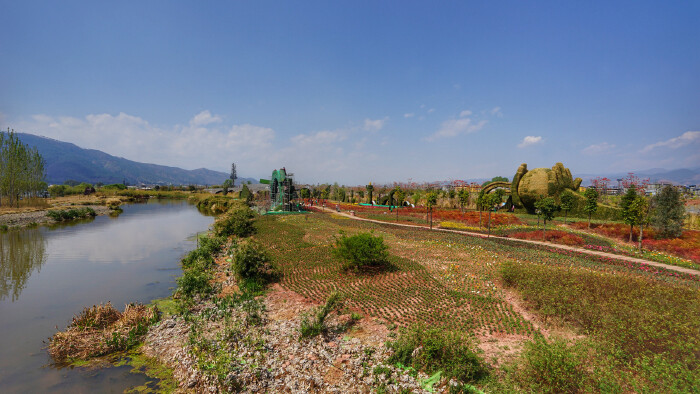 西昌梦寻花海海潮民俗文化村