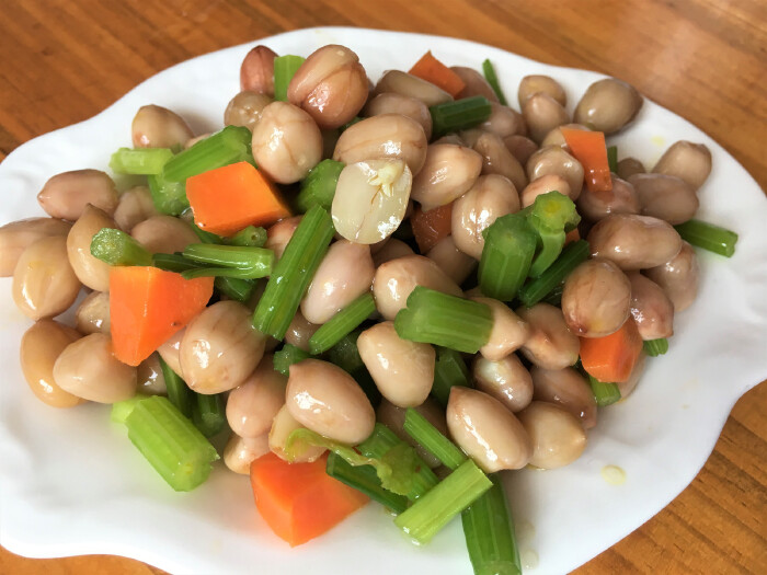 【首发】#猎艳行动#3天1晚,带着雪姑娘,品尝海