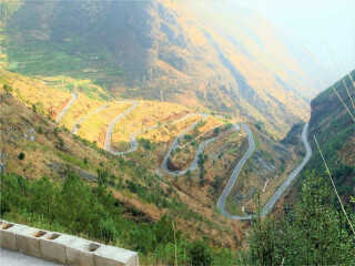 云南麗江旅行跟團_2021年云南麗江旅游團報價_云南麗江自由行旅游團