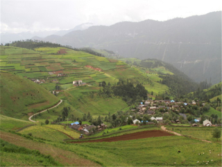 廣州云南香格里拉旅游團(tuán)_云南香格里拉旅游要多少錢2021_云南香格里拉報(bào)團(tuán)多少錢