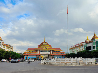 云南騰沖自由行還是跟團(tuán)好_2021去云南騰沖旅游團(tuán)報價_去云南騰沖旅游要多少錢
