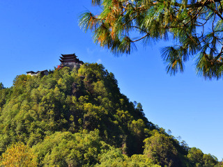 云南騰沖自由行還是跟團(tuán)好_2021去云南騰沖旅游團(tuán)報價_去云南騰沖旅游要多少錢