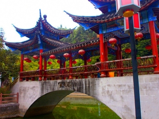 湖北十一旅游團(tuán)_深圳到湖北旅游報(bào)價(jià)_湖北旅游幾月份最好