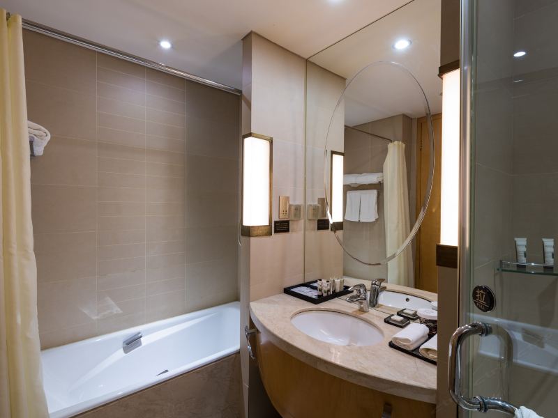 hotelPic
