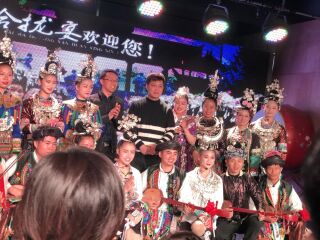 湖南張家界旅行團(tuán)_湖南張家界旅游報(bào)團(tuán)價(jià)格_湖南張家界2人旅游需要多少錢