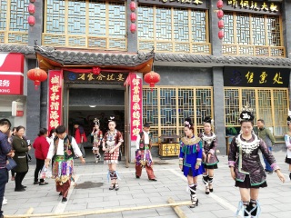 湖南張家界最佳旅游路線_湖南張家界旅游團(tuán)報(bào)價_湖南張家界游報(bào)價