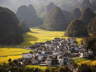 貴州高端品質(zhì)旅游團(tuán)_到貴州旅游多少錢_貴州私人定制旅游