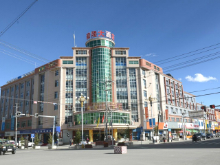 西藏林芝自由行還是跟團(tuán)好_去西藏林芝旅游怎么走_(dá)西藏林芝最佳旅游路線