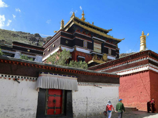 西藏林芝自由行還是跟團(tuán)好_去西藏林芝旅游怎么走_(dá)西藏林芝最佳旅游路線