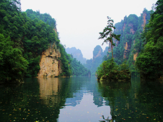 湖南鳳凰古城旅游價格多少跟團_去湖南鳳凰古城游要多少錢_湖南鳳凰古城旅游報團價格