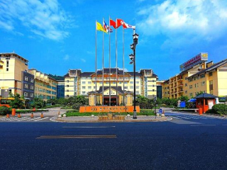 张家界报团旅游价格_到张家界旅行_张家界七日游